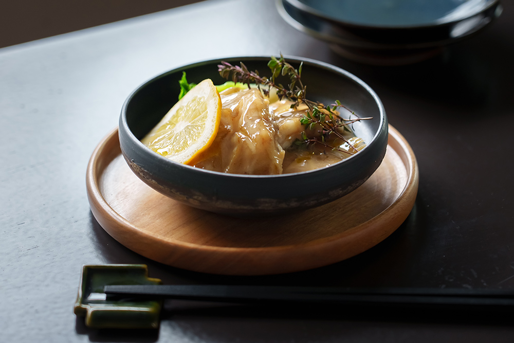 笹カレイの白ワイン煮込み